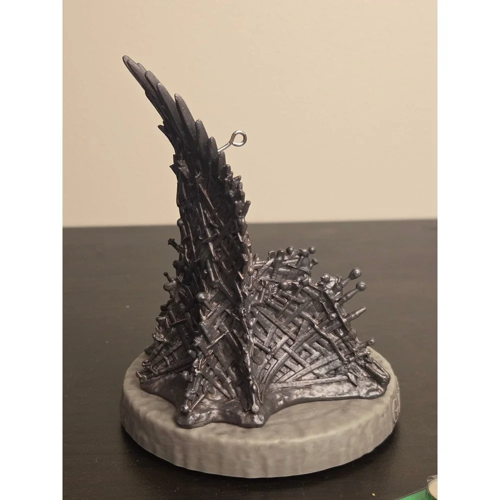 Hallmark Keepsake 2022 Game of Thrones The Iron Throne Musical Ornament QXI7183